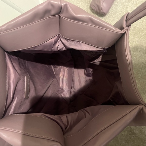 Neiman Marcus Plum Leather Tote with Matching Pouch - Picture 2 of 3